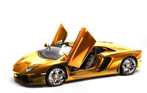 O machetă Lamborghini în valoare de 3.5 milioane euro va fi scos la licitaţie