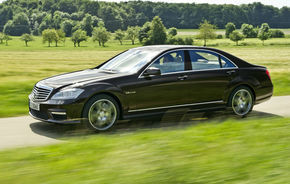 Mercedes şi Jaguar pregătesc modele de performanţă cu tracţiune integrală