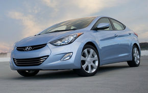 Hyundai Elantra a fost aleasă Maşina Anului 2012 în America de Nord