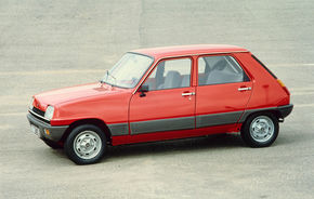 Renault ar putea reinventa modelul R5