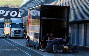 FOTO: Monopostul Red Bull pentru 2012, spionat la Jerez?