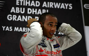 Mercedes neagă înlocuirea lui Schumacher cu Hamilton pentru 2013