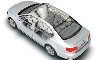 FEATURE: 10 tipuri de airbag-uri - cum te protejează, cum funcţionează şi de ce sunt utile