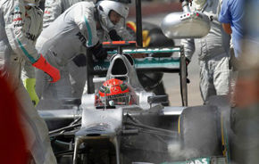 Mercedes îi cere scuze lui Schumacher pentru defecţiunile tehnice