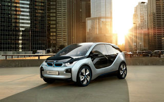 BMW a prezentat  la Londra versiunea evoluată a conceptului electric i3