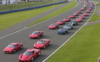 Ferrari vrea să strângă 1000 de maşini pentru un nou record mondial