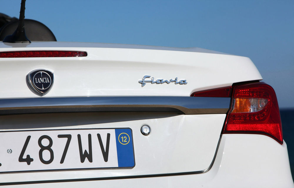 Lancia Flavia Cabrio - un set nou de fotografii - Poza 46