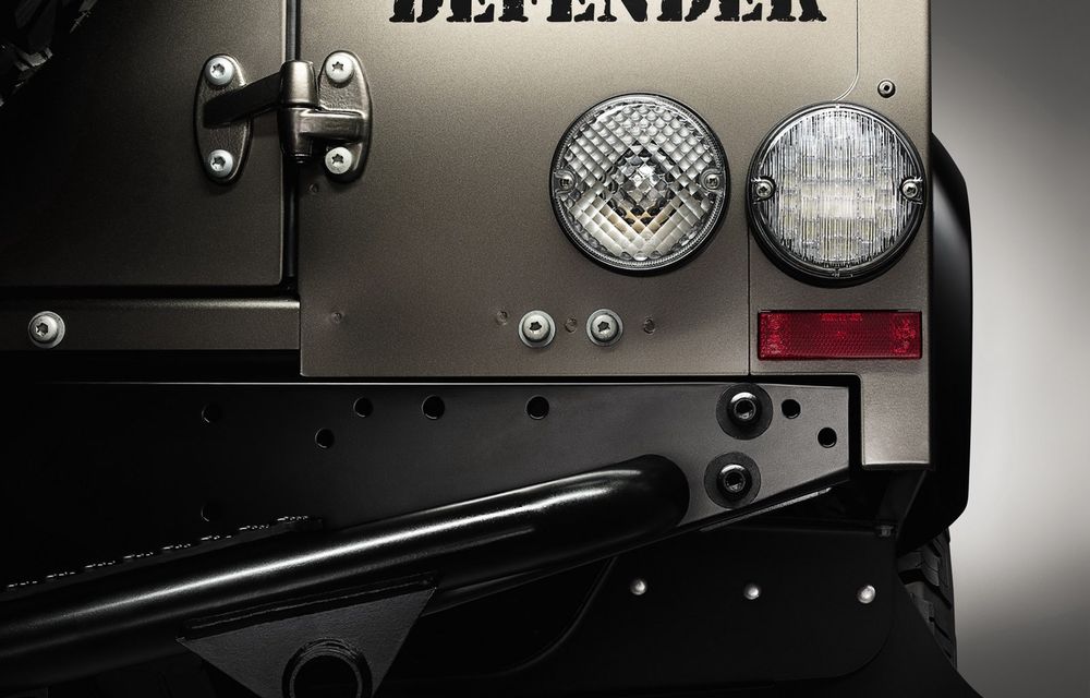 Land Rover Defender XTech, ediţie specială a offroader-ului britanic - Poza 10