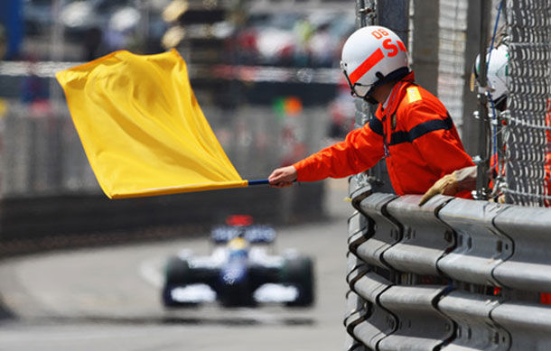 FIA interzice utilizarea sistemului DRS sub steag galben - Poza 1