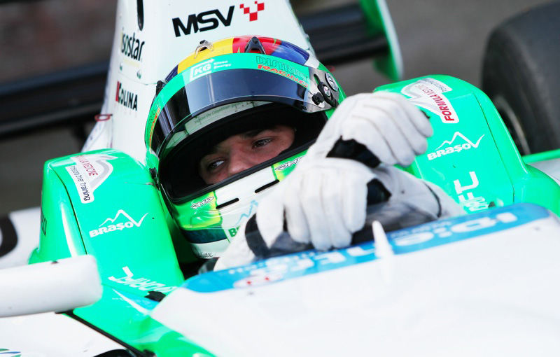 Formula 2: Marinescu în pole position la Brands Hatch! - Poza 1