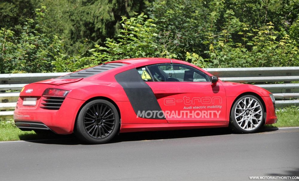Audi R8 e-Tron a făcut accident pe Nurburgring - Poza 4