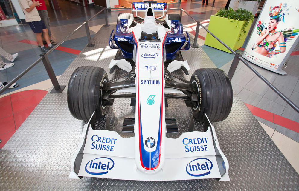 Expoziţie cu monoposturi şi simulator de Formula 1 la Sun Plaza - Poza 4