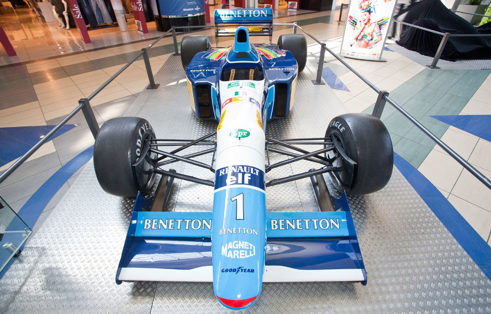 Expoziţie cu monoposturi şi simulator de Formula 1 la Sun Plaza - Poza 3