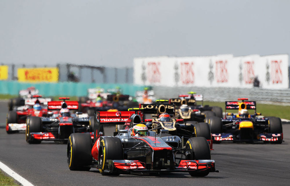 Whitmarsh crede că toate echipele vor concura în Formula 1 şi anul viitor - Poza 1