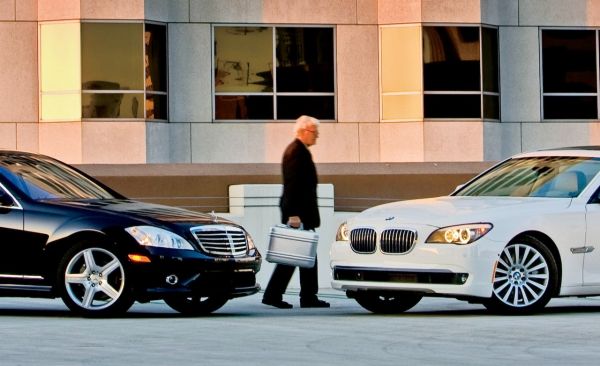 Luptă la cuţite între BMW şi Mercedes pentru piaţa din SUA - Poza 1