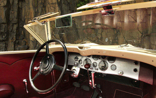 Maşina legendarului Clark Gable se va vinde pentru 9 milioane de dolari - Poza 9