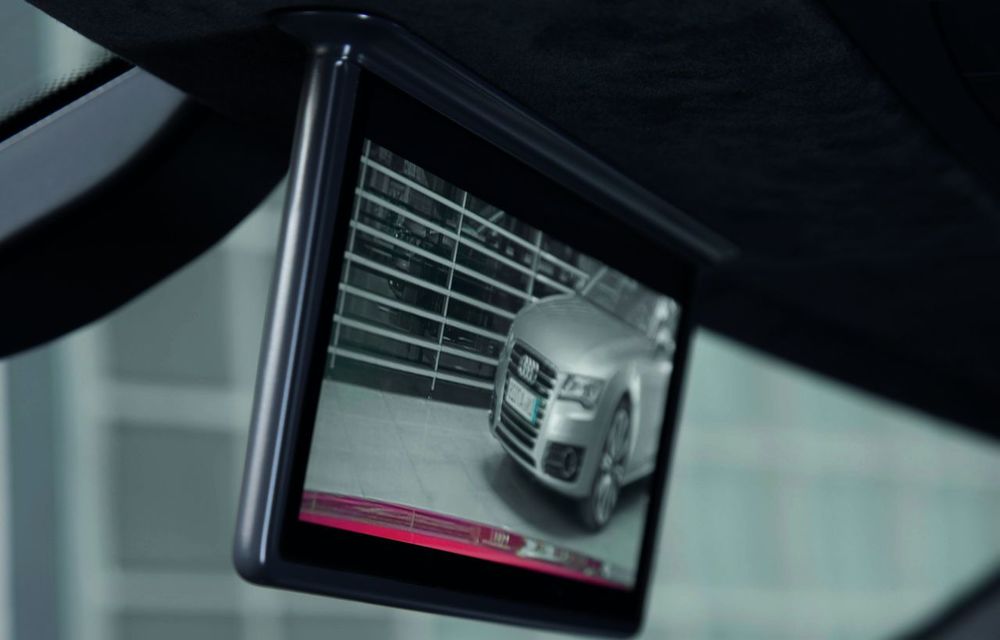 Audi R8 e-tron va fi primul model german cu oglindă retrovizoare digitală - Poza 3