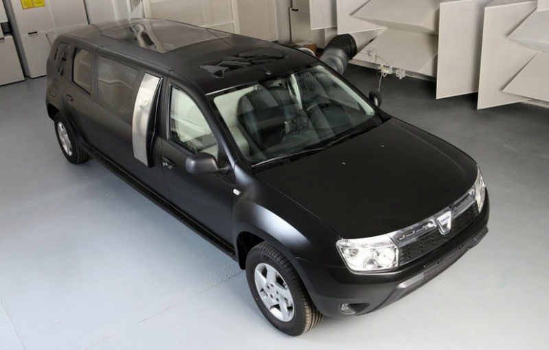 Dacia Duster Biro, versiunea cu ampatament mărit a SUV-ului din Mioveni - Poza 1