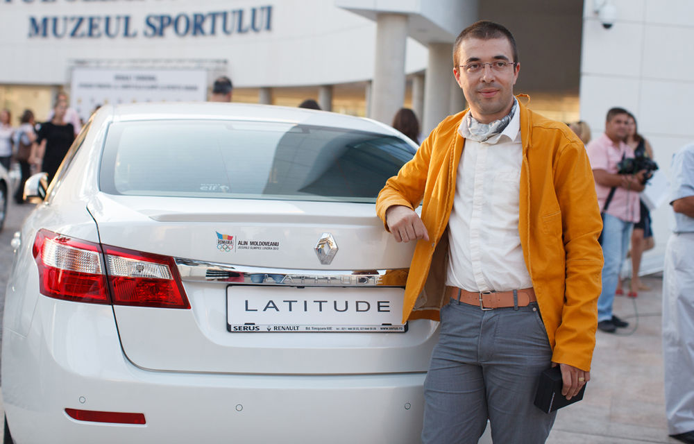 Renault România a premiat medaliații de la Olimpiadă cu 16 automobile - Poza 2