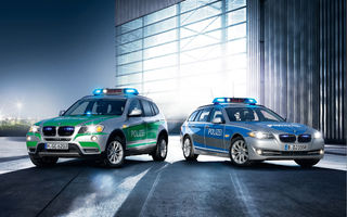 BMW prezintă noile Seria 5 şi X3 de poliţie