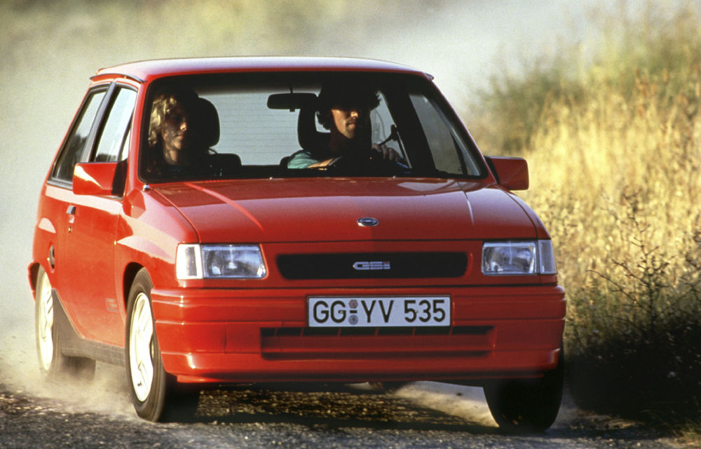 POVEŞTI AUTO: Opel Corsa a împlinit 30 de ani - Poza 4