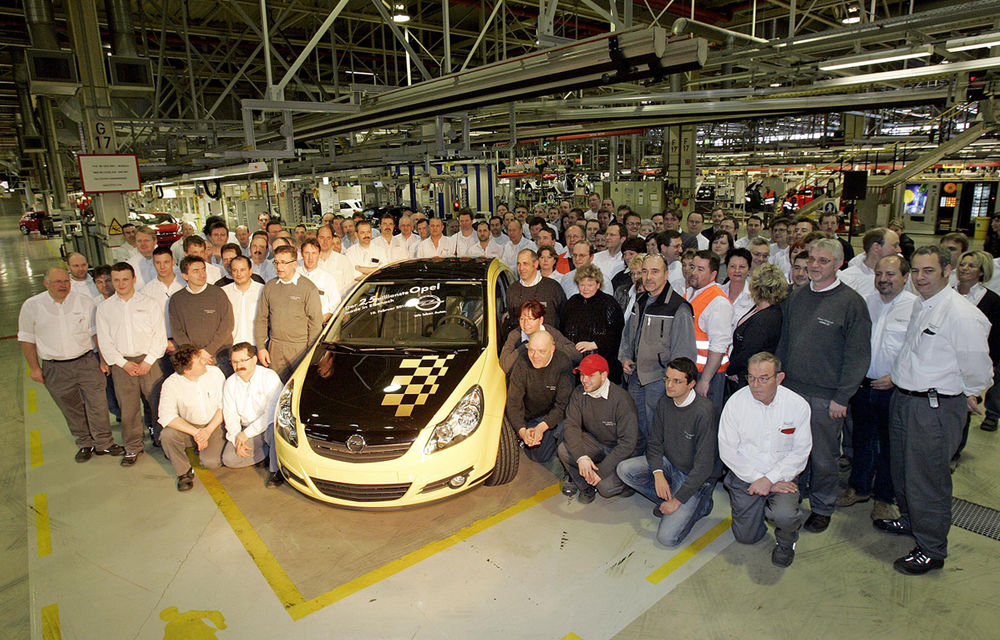 POVEŞTI AUTO: Opel Corsa a împlinit 30 de ani - Poza 22