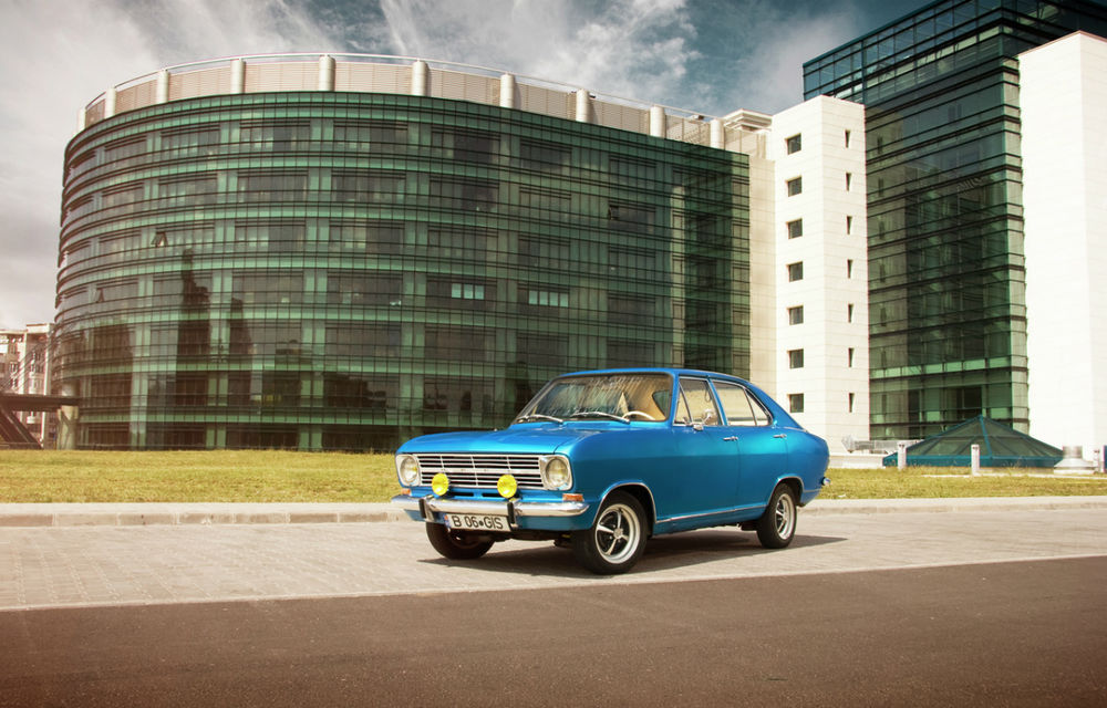 Opel Kadett B din 1970, restaurat de o familie de pasionaţi din Bucureşti - Poza 1