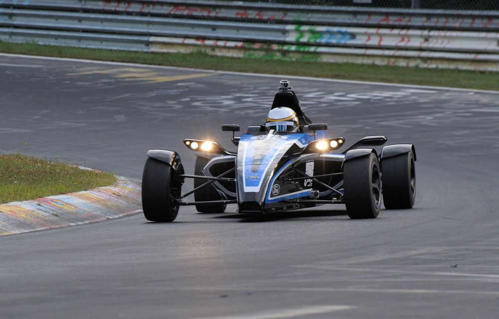 Un monopost Formula Ford 1.0 EcoBoost a obţinut 7:22 minute pe Nurburgring - Poza 2