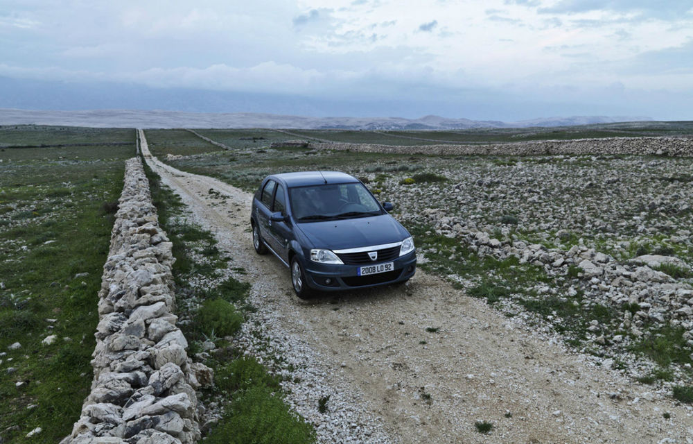 România: Skoda şi Volkswagen au obţinut vânzări cumulate apropiate de cele ale Dacia - Poza 1