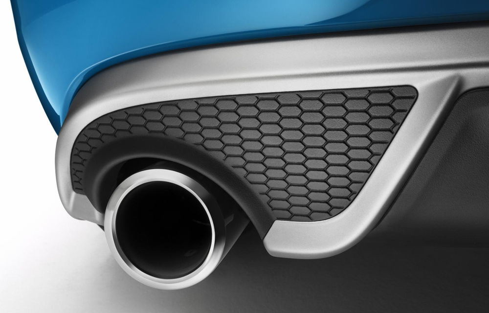 Volvo V40 R-Design: îmbunătăţiri estetice şi tehnice pentru Salonul de la Paris - Poza 15