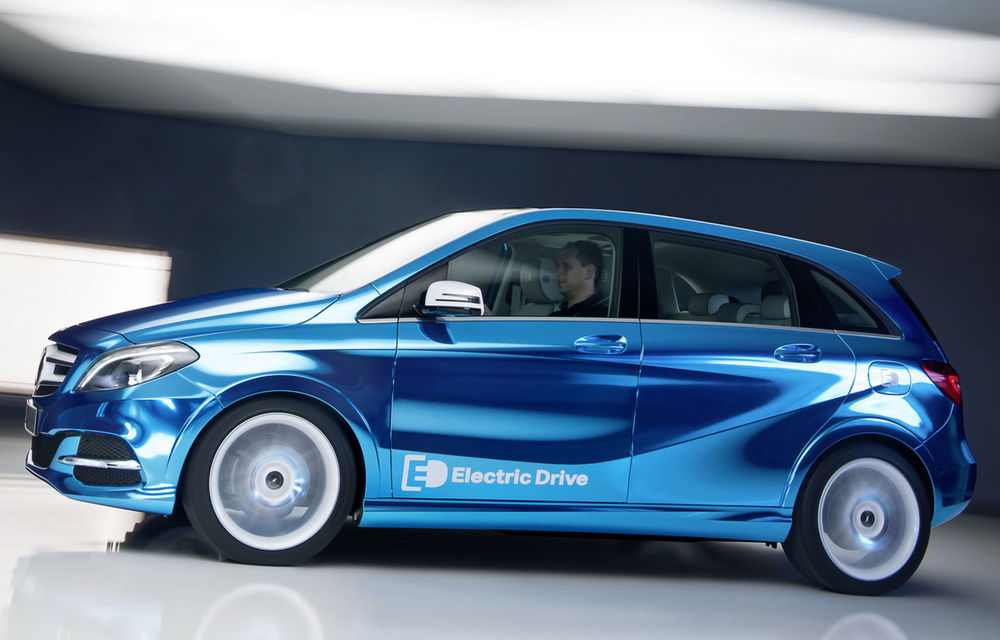 Mercedes B-Klasse Electric Drive - conceptul unui viitor MPV electric vine la Paris - Poza 1