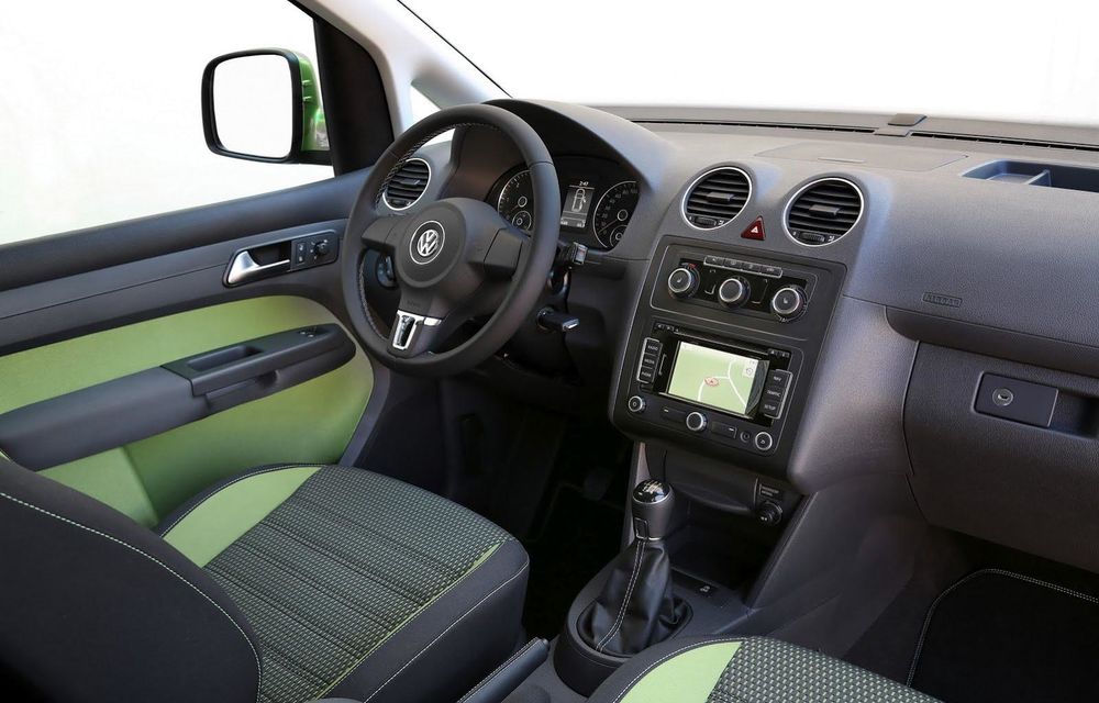 Volkswagen Cross Caddy - variantă nouă, pentru teren accidentat - Poza 6