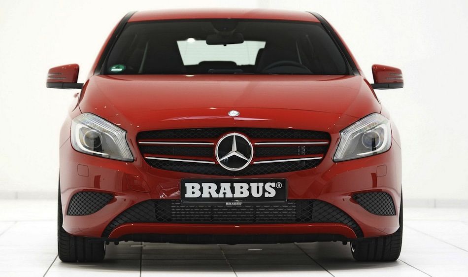 Mercedes A-Klasse primeşte la Paris un kit de tuning semnat de Brabus - Poza 3