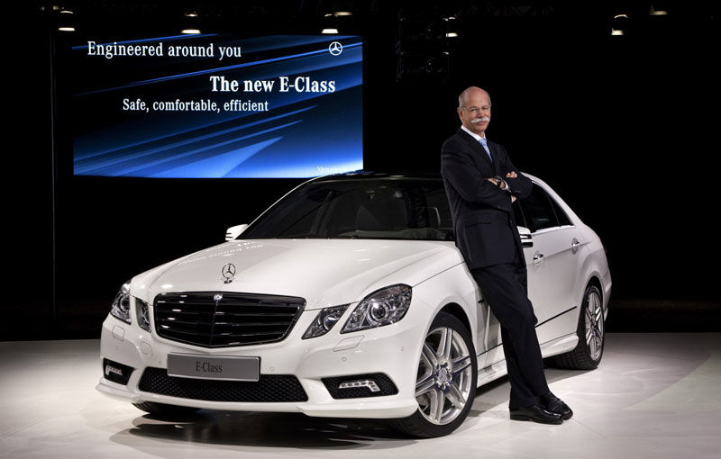 Mercedes estimează vânzări sub aşteptări în 2012 - Poza 1