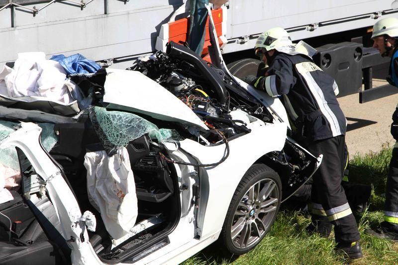 Pilot de teste de la BMW, implicat într-un accident grav cu un prototip - Poza 2