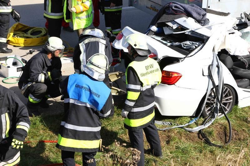 Pilot de teste de la BMW, implicat într-un accident grav cu un prototip - Poza 9