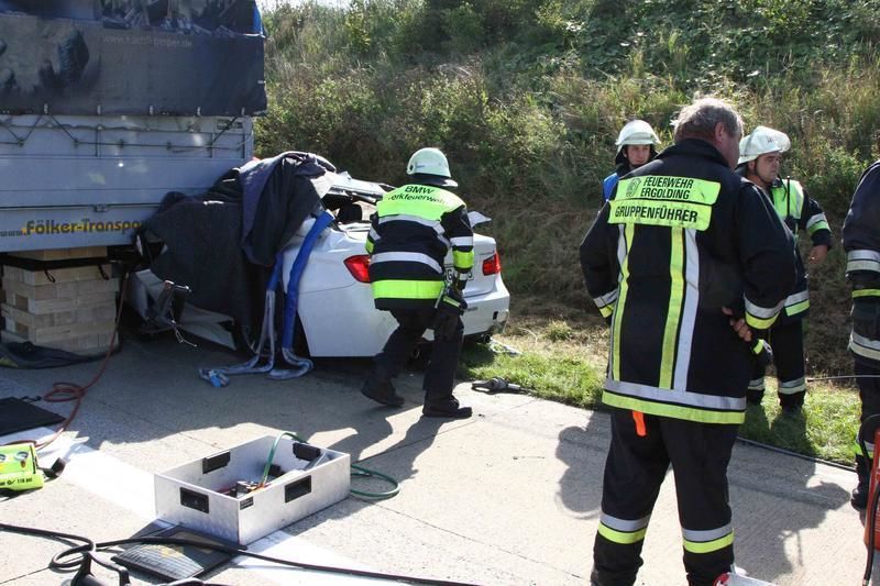 Pilot de teste de la BMW, implicat într-un accident grav cu un prototip - Poza 11