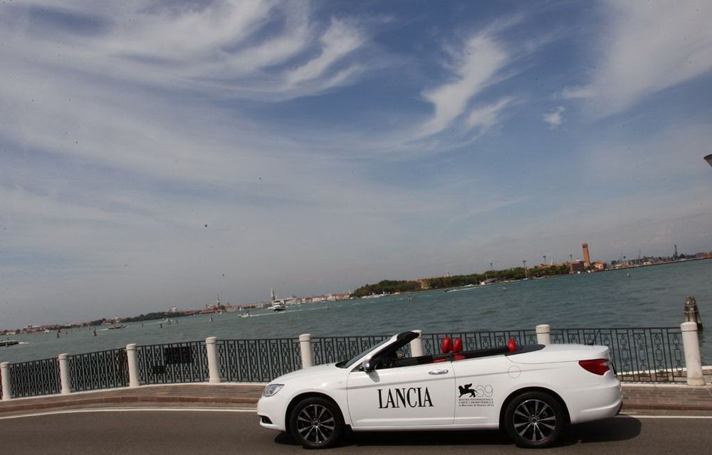 Lancia Flavia Red Carpet vine la  Paris - Poza 3