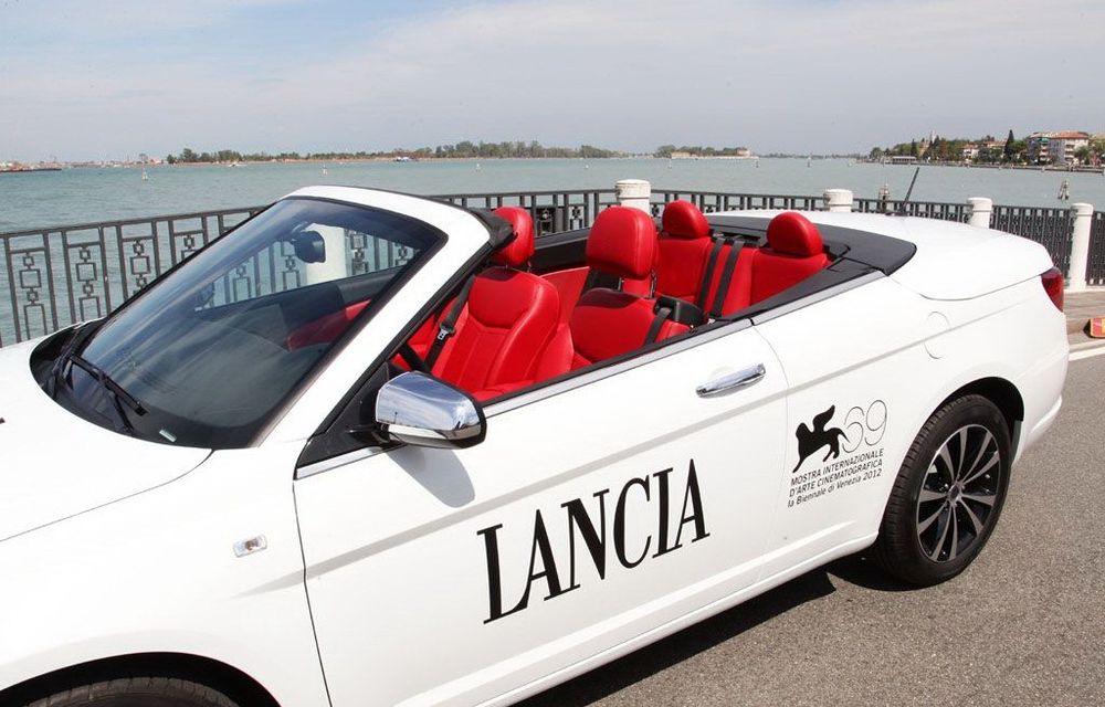 Lancia Flavia Red Carpet vine la  Paris - Poza 4