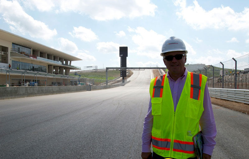 FIA anticipează numeroase depăşiri pe noul circuit de la Austin - Poza 1