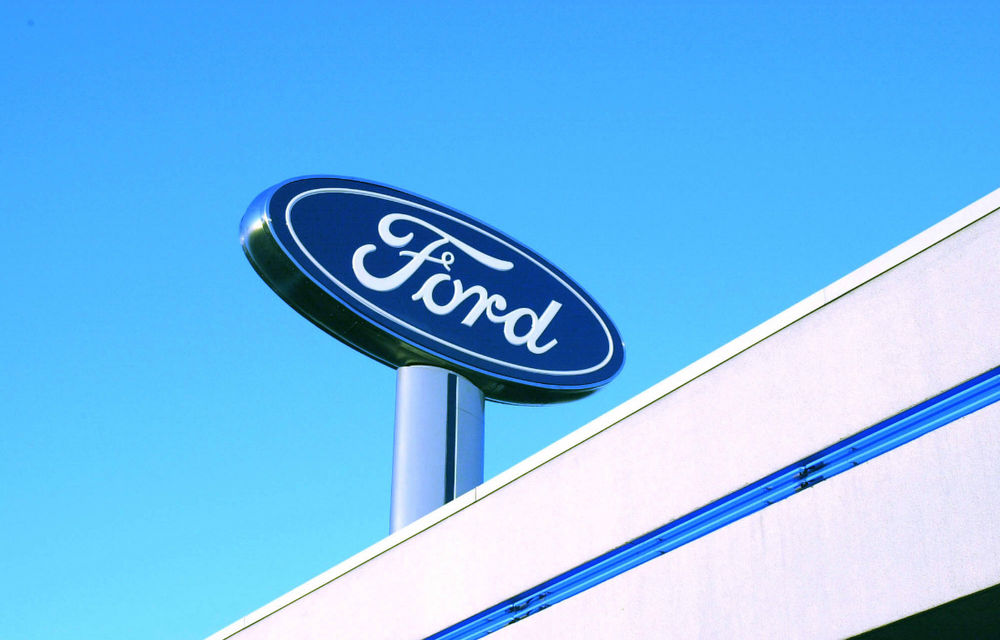 Bloomberg: Dealerii Ford din Europa au crescut artificial vânzările de automobile noi - Poza 1