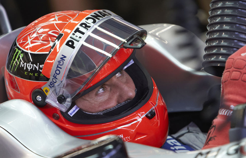 Schumacher crede că a fost blocat de Hamilton în calificări - Poza 1