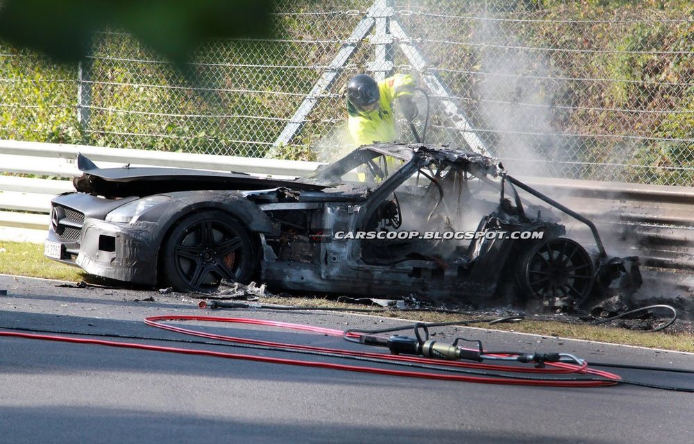 Un prototip Mercedes SLS AMG Black Series, incendiat pe Nurburgring - Poza 5