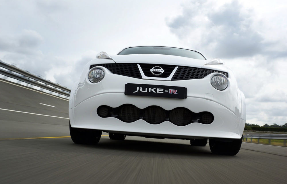 Nissan Juke-R, primul exemplar de serie a fost vândut - Poza 2