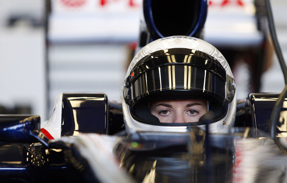 GALERIE FOTO: Încă o femeie a testat în Formula 1: Susie Wolff pentru Williams - Poza 4