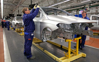 Probleme în industria auto europeană: Volvo, Daimler, Fiat şi Renault anunţă măsuri