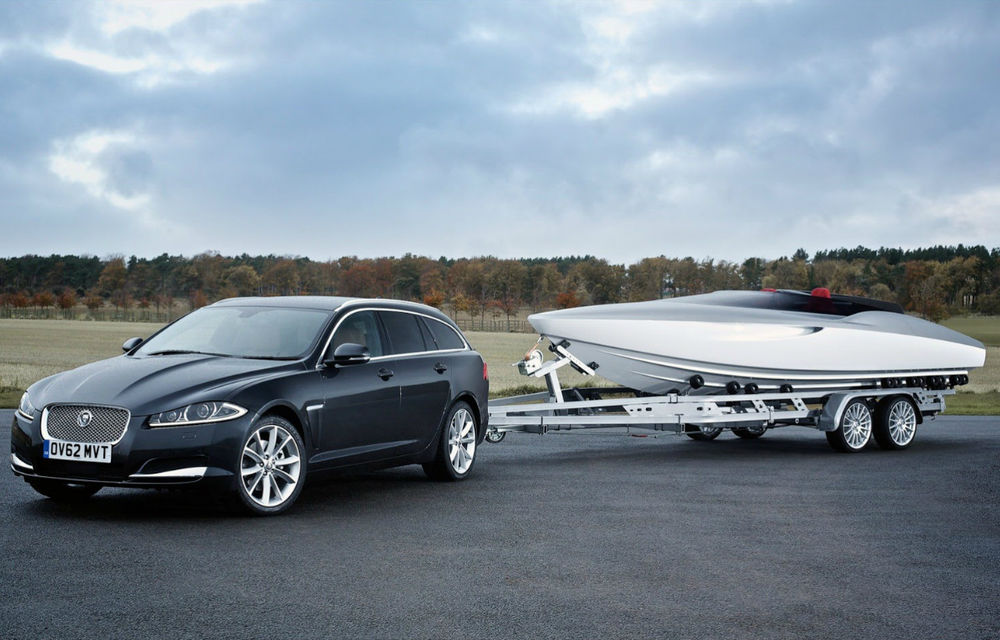 Jaguar a proiectat o ambarcaţiune drept accesoriu pentru XF Sportbrake - Poza 1