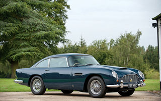 Aston Martin DB5 deținut de Paul McCartney vândut la licitație pentru 307.000 lire sterline