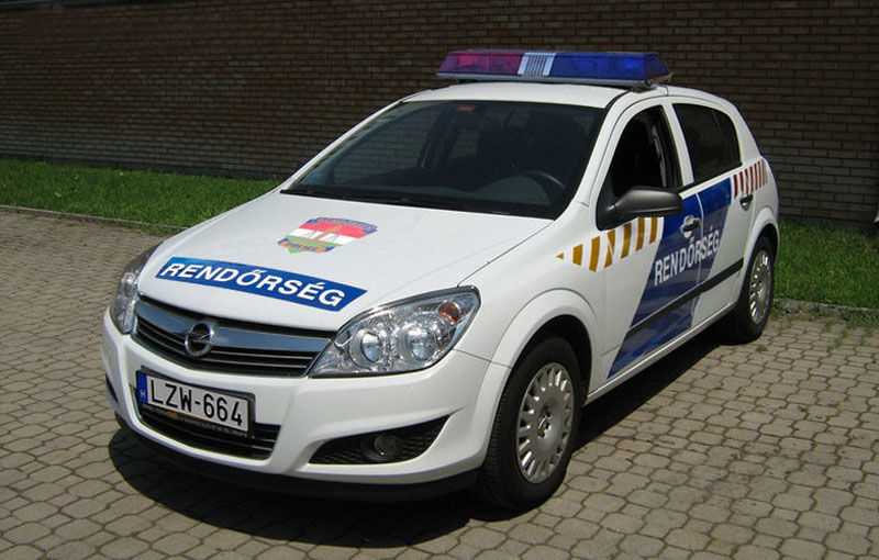 Poliţia maghiară a comandat 1250 de exemplare Opel Astra Classic de intervenţie - Poza 1