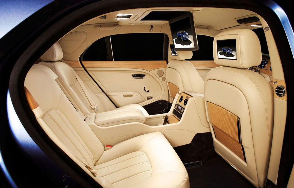 Bentley Mulsanne Executive - un interior transformat în birou mobil - Poza 10